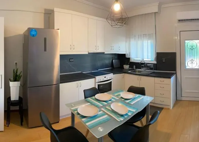 Apartament Getaway Néoi Epivátai